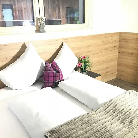Six-o-nine Apartment *
